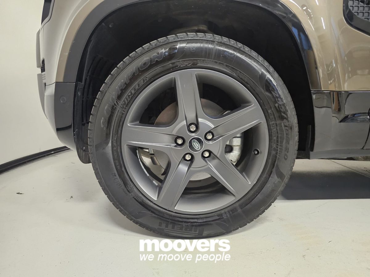 LAND ROVER Defender 110 3.0D I6 250 CV AWD Auto X-Dynamic HSE